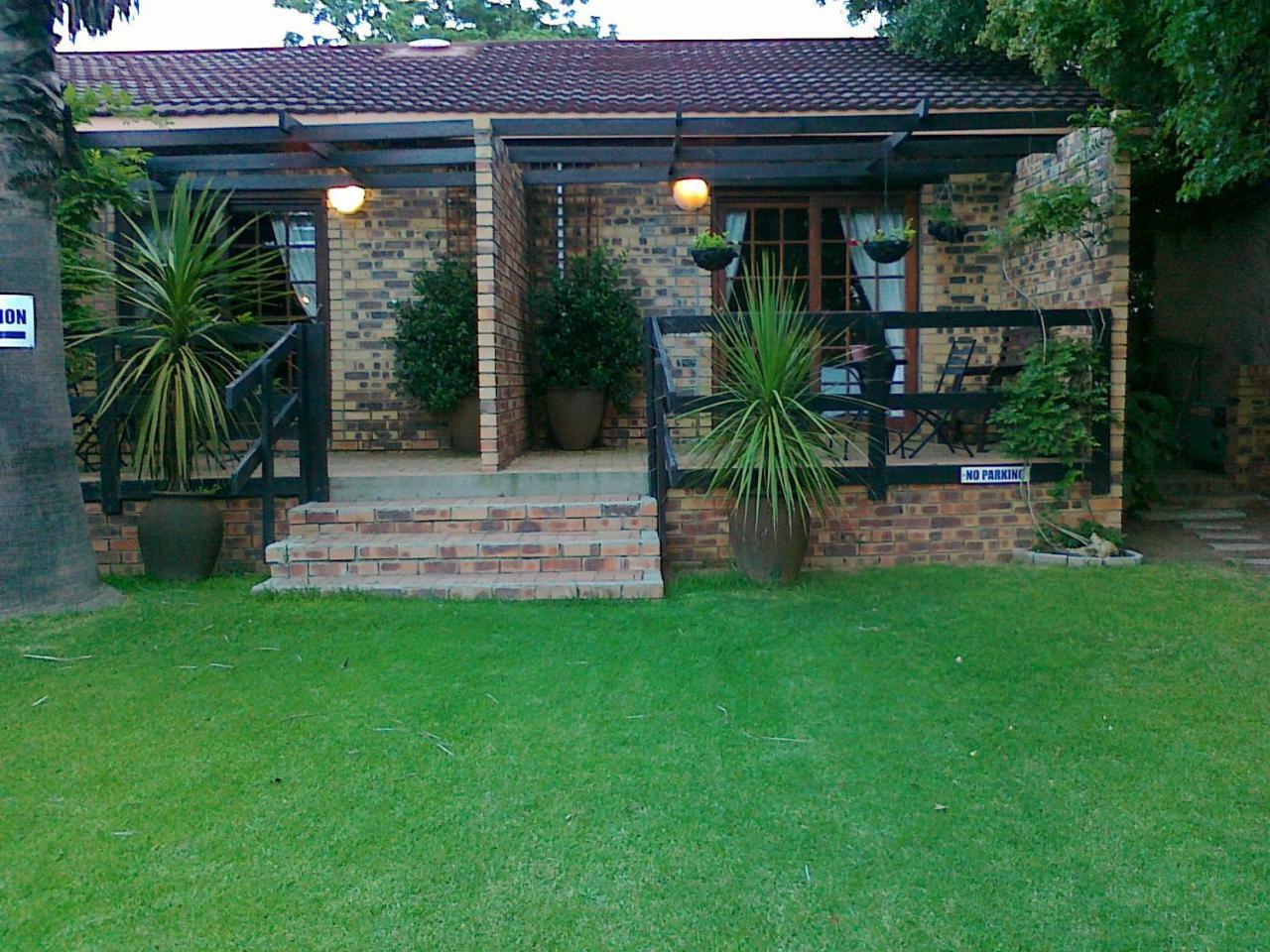 Khokha Moya Guesthouse Ermelo Exteriér fotografie